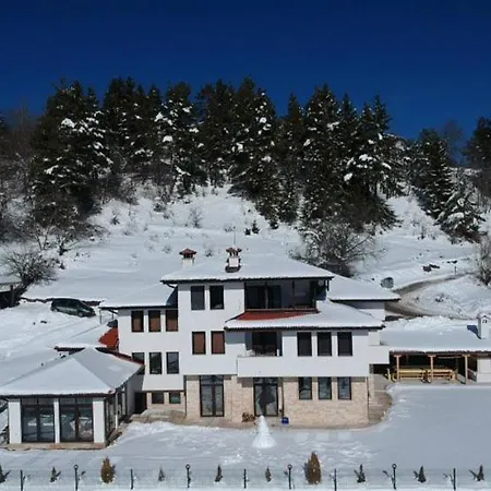 релакс Луксозна вила Пампорово